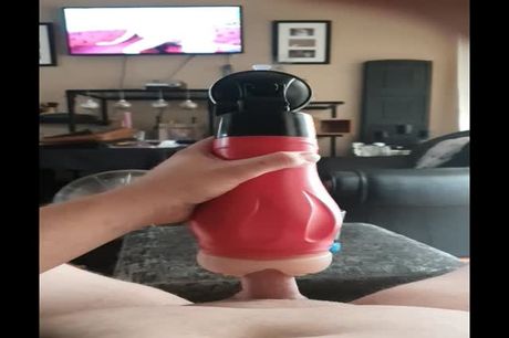 Love to fuck my toys while watching porn