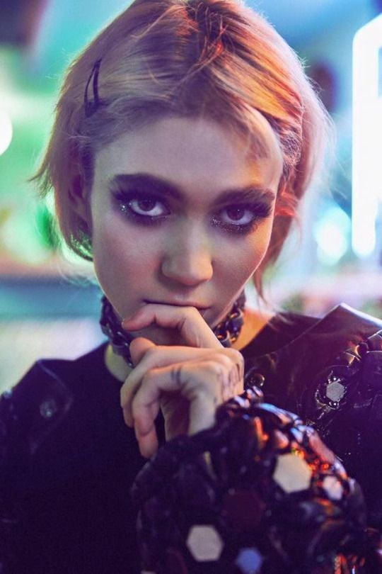 [ Flirty Canadian Babe Grimes ]