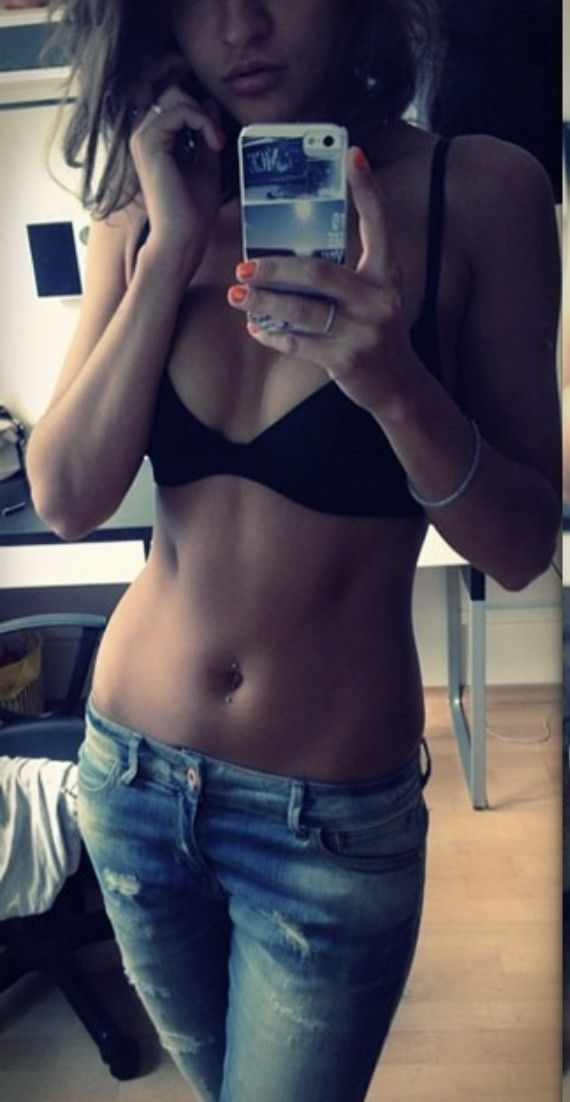 Please CUM MY SKINNY BODY