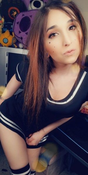 Emily Rose IV - very sexy