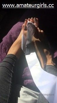 Watch more on AMATEURGIRLS[dot]CC Model: [ footsiegalore ]