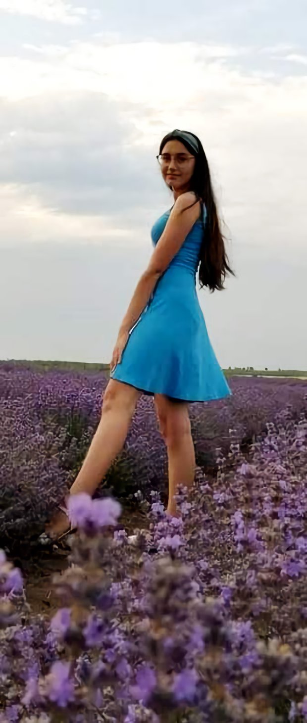 perfect babe with beautiful body & legs in summer dress on nature