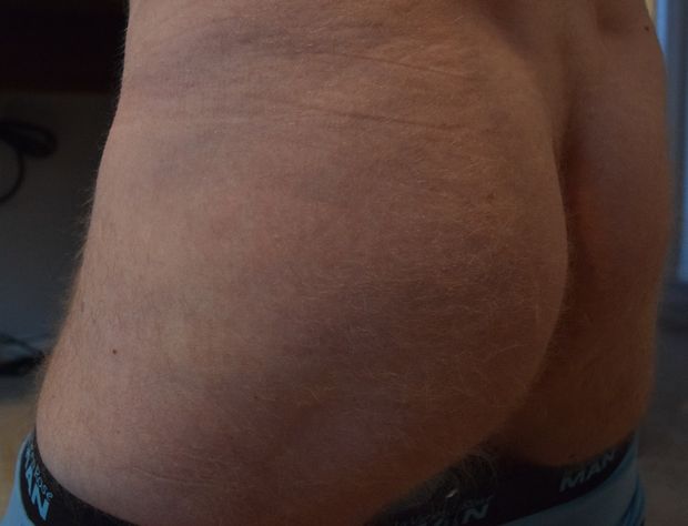 SMC33..Hairy Ass..