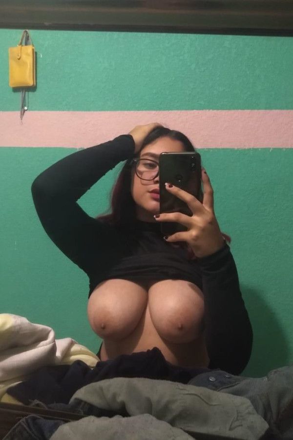 Gorgeous babe