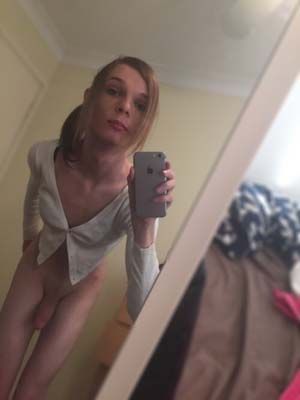 Tranny next door in Boston (Worcester) wants new friends and maybe more !