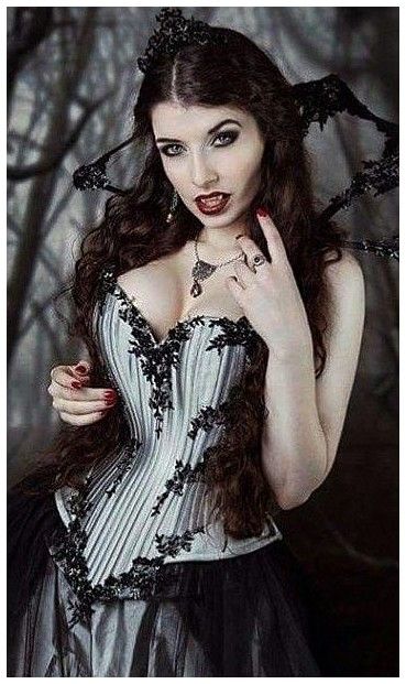 [ Bosomy Vampire Fangs Babe ]