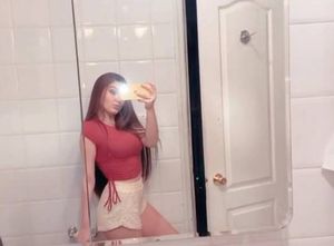 Bathroom selfies are great