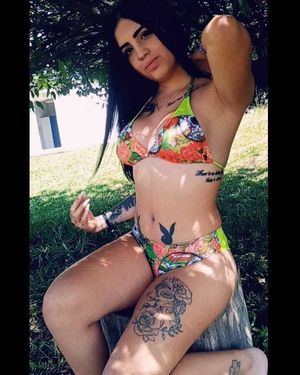 Danna Correa - beautiful body