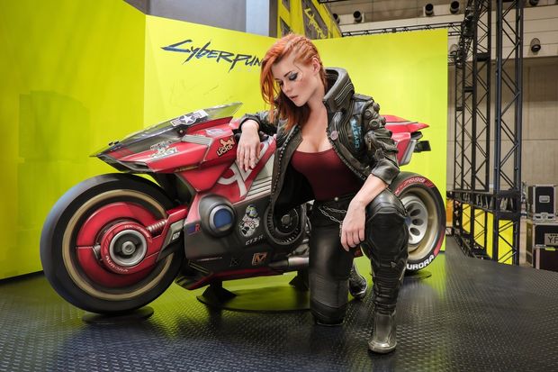 Irina Meier in Cyberpunk Cosplay