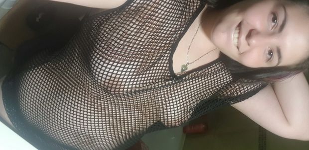can you come to my bed please? Comment