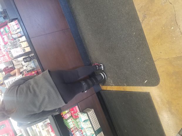 Saw this BBW in front of me so had to take a creeper pic