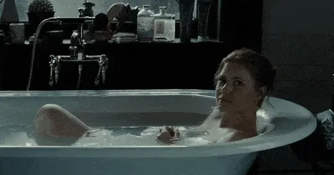 amy adams bathtub