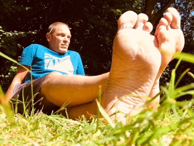 horny guy who like sex outside