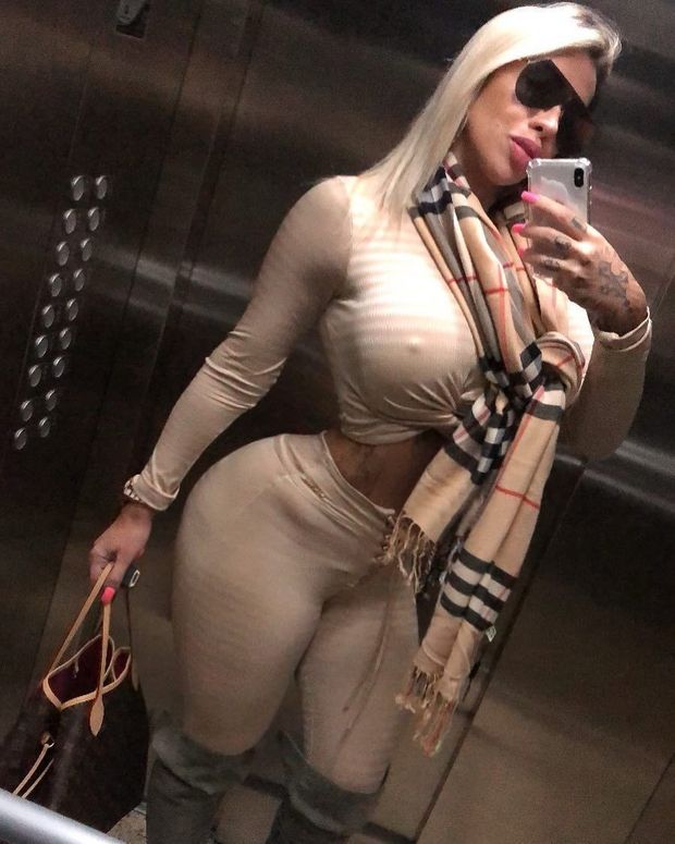 Fabulous Bimbo