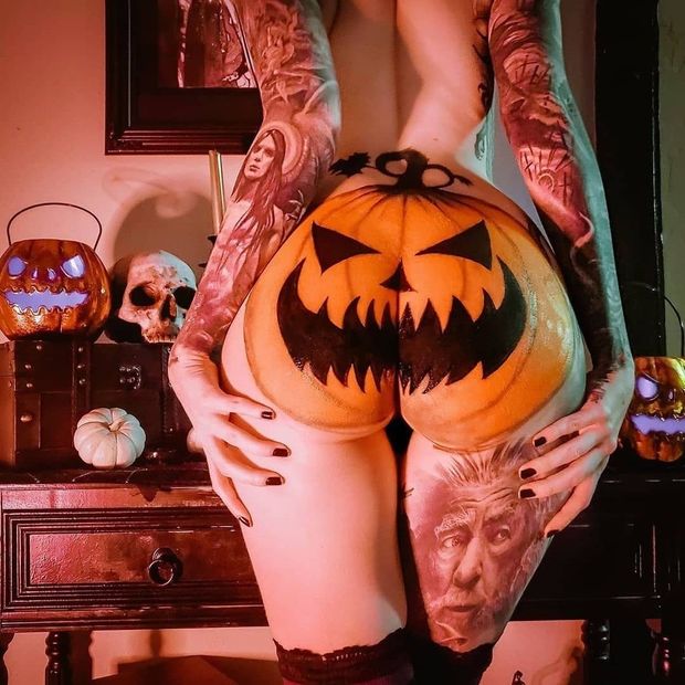 pumpkin butt