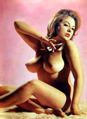 Vintage natural tit voluptuous beauty!