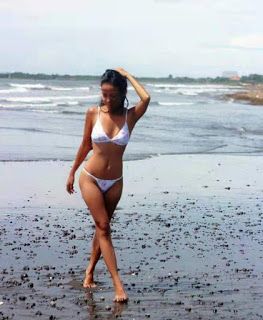 Innocent Rose Ann invites you to share views of a paradise island. Do you like what you see? I will do anything for you.