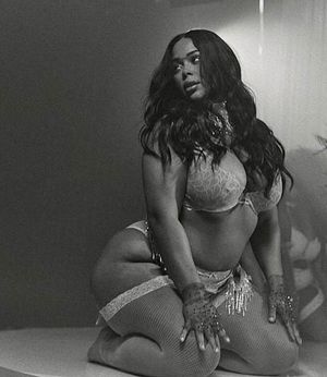 Tabria Majors in bra & panties