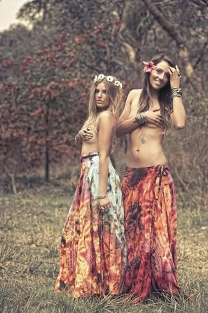 hippie chicks