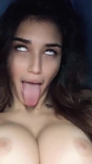 Sexy Horny babe with amazing tits