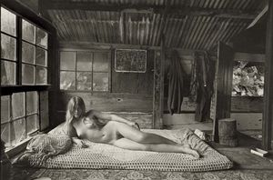 commune hippie chick 1969