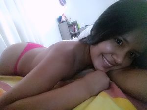 Hot Teen Vanesa Ugaz almost naked on bed