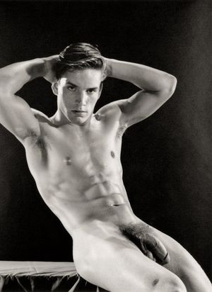 Male Mature Physique Beefcake Cute Athletic Vintage Photo image 1