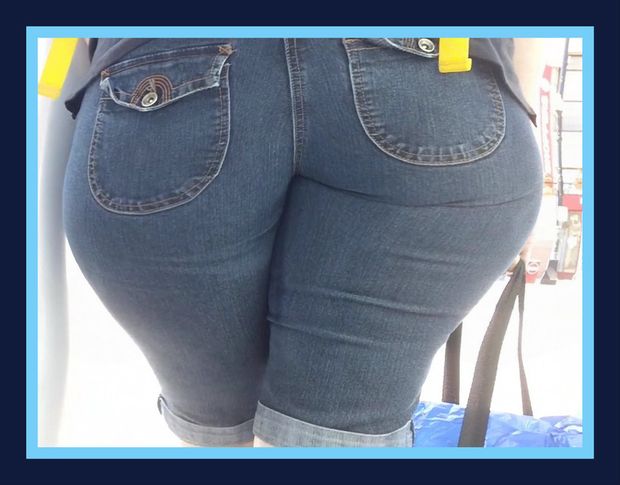 LARGE CANDID ASS IN TIGHT JEANS