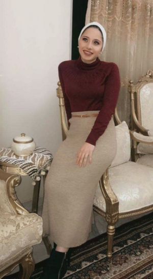 Sexy Arabic slut dreaming of being exposed