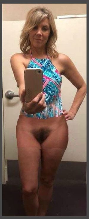 Dirty Kimberly showing her bush in public