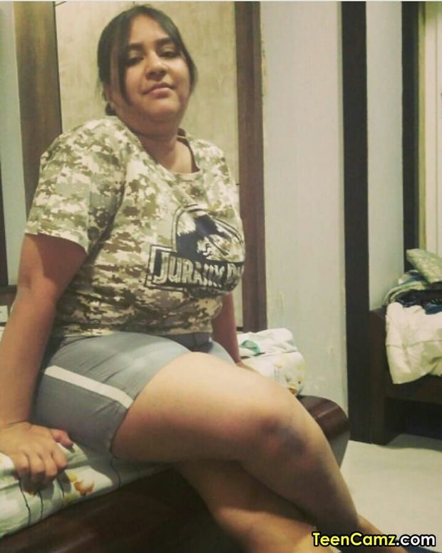 Such a sexy chick
