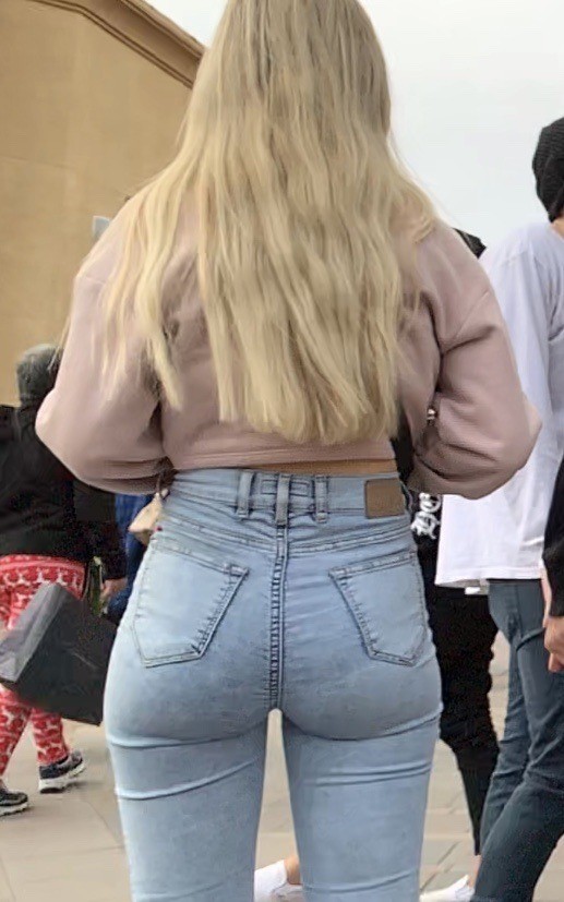 Sweet tushy