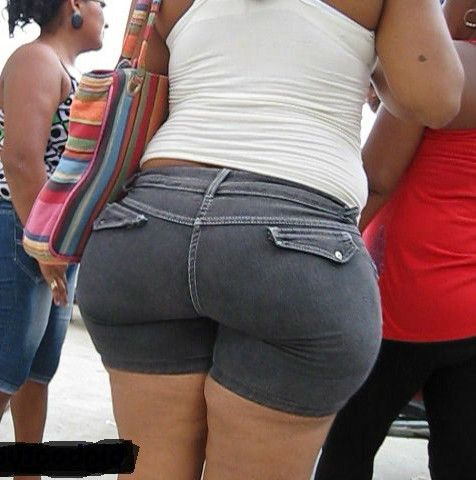 CURVY THICK MEATY THIGHS
