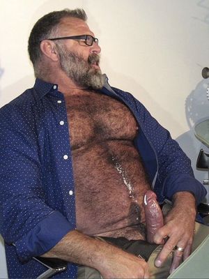 Thick, hairy Daddy