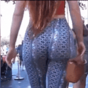 Jiggly butt
