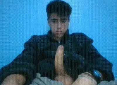 beau mec 19 ans 16 cms