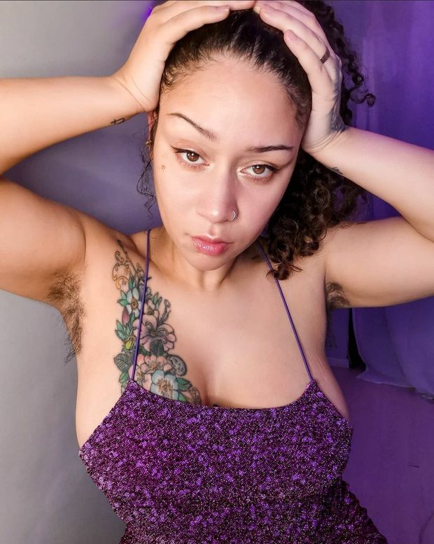 hairy pits