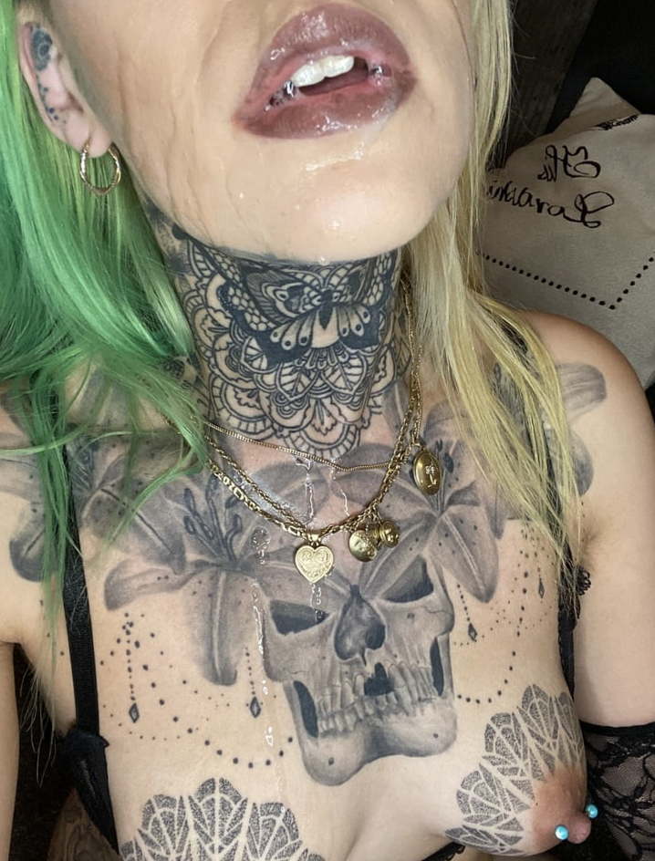 Tiny tits tatted