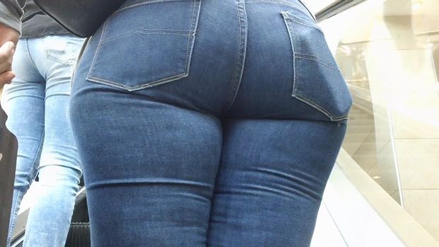 PHAT FAT PAWG ASS