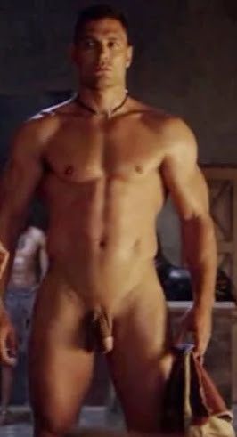 Manu Bennett