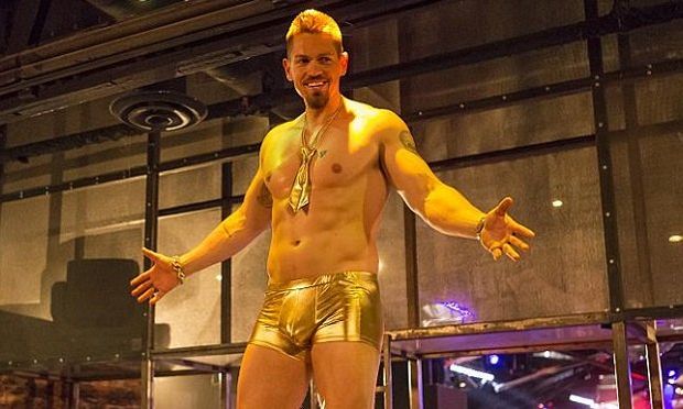 Steve Howey