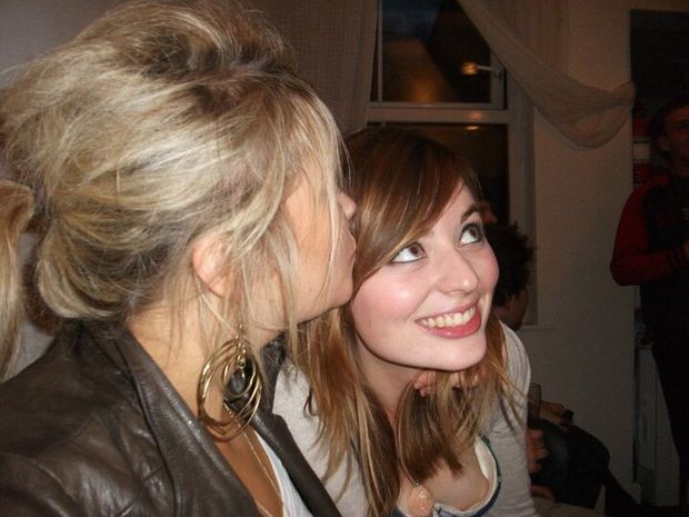 Downblouse