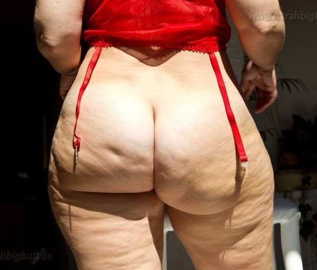 PHAT FAT PAWG ASS