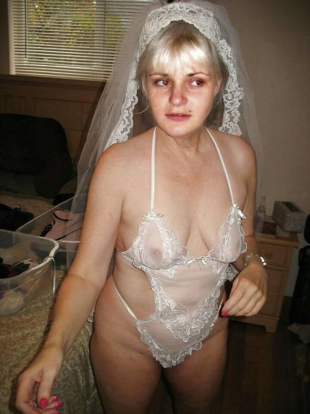 Milf with Saggy tit