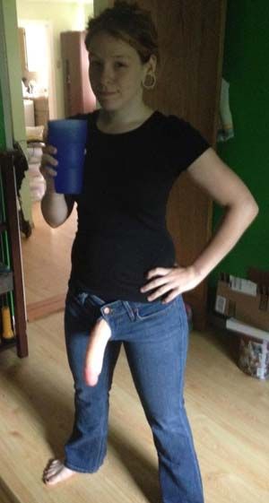 Transsexuel a très grosse queue sur Saint-Malo dans la Bretagne cherche soumis