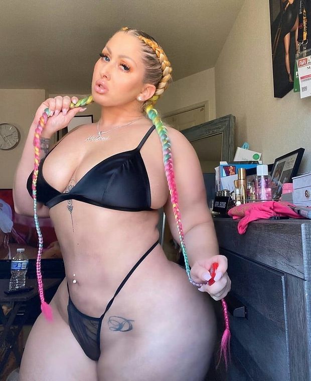 Curvy