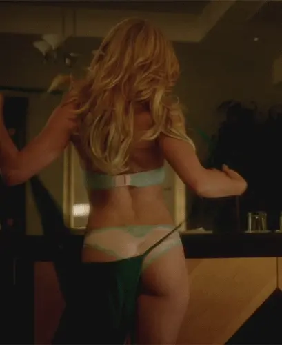 Tania Raymonde Booty