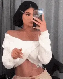 Selfie time. Gotta look good for my peeps.