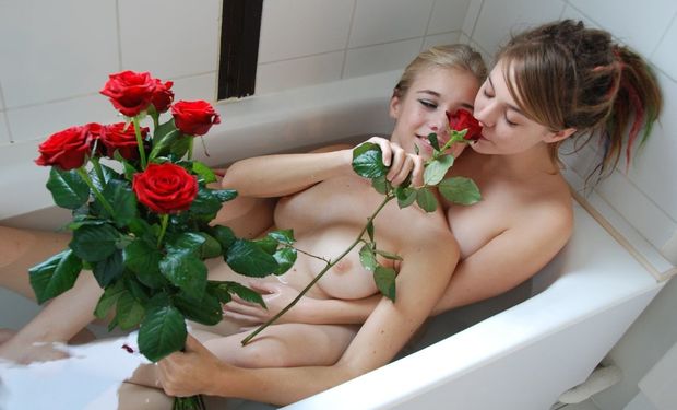 Sweet lesbian love in the bathtub with 2 unknown cuties