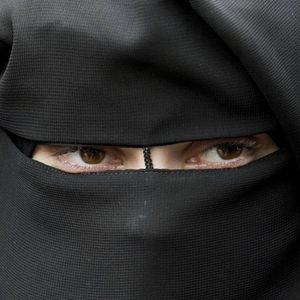 obedient niqabi sissy slave